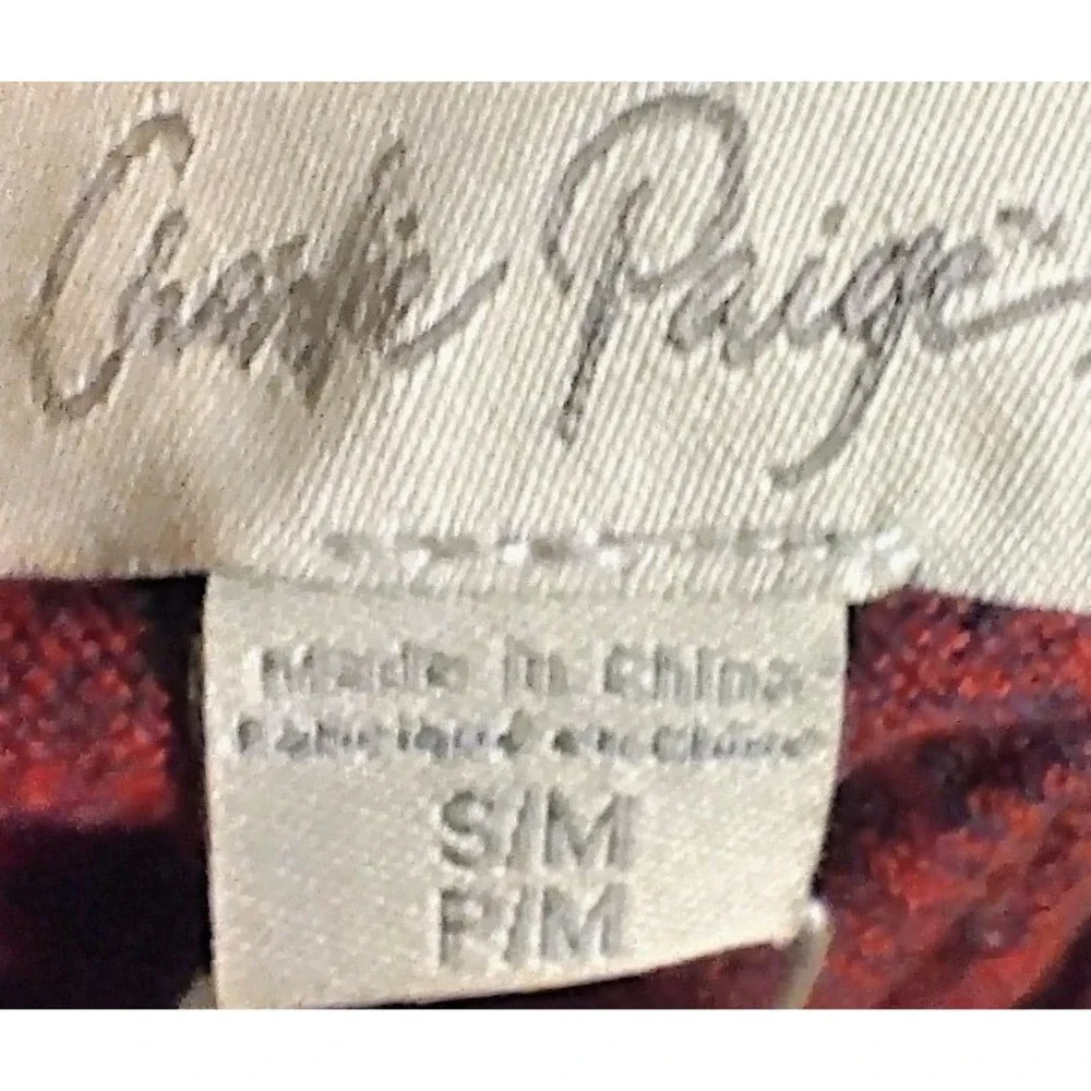 NWT Charlie Paige Burgundy Knit Sweater Women's S/M Long Sleeve Soft Pullover‎